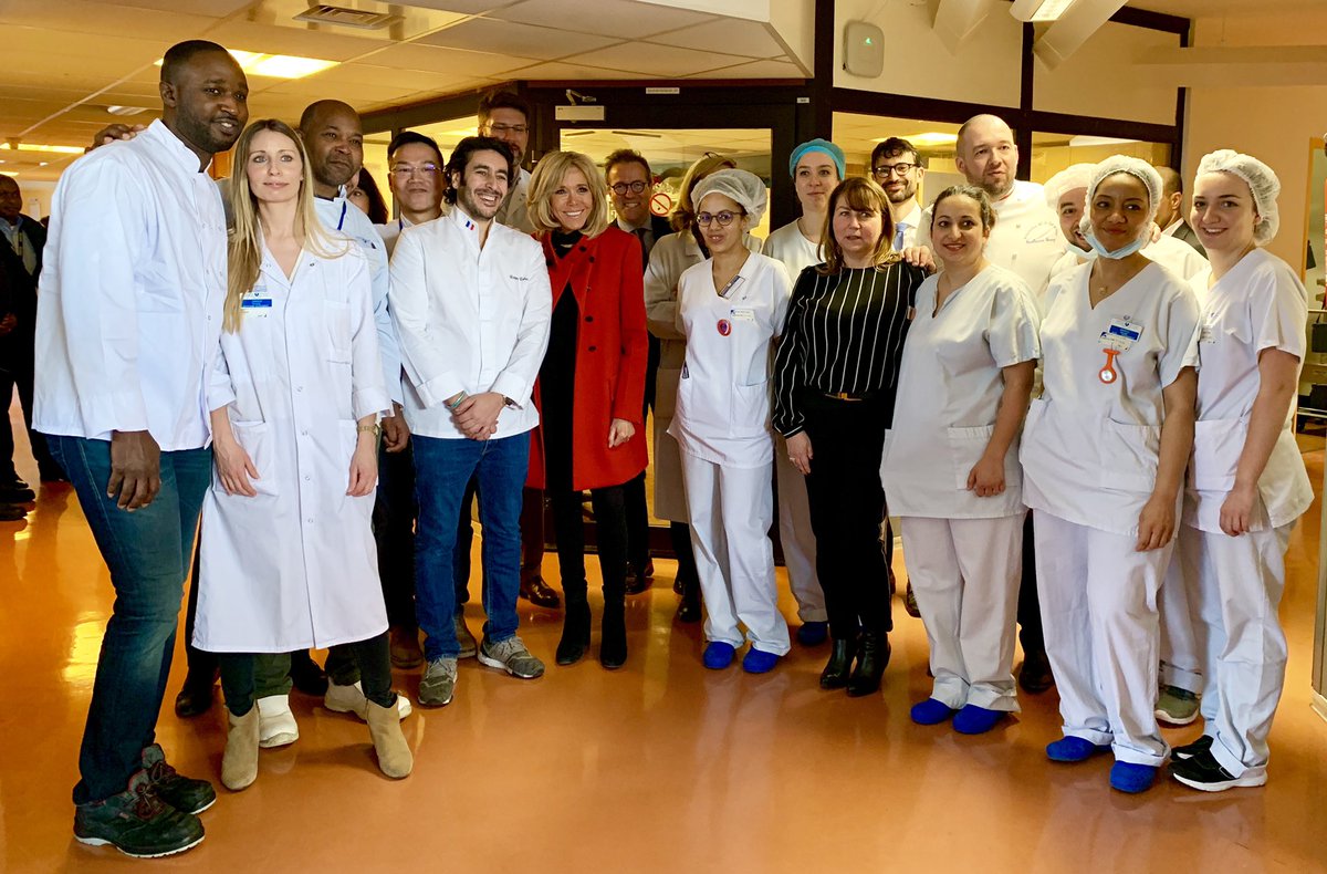Repas Toqué : visite de Brigitte Macron au service hématologie AJA de l ...
